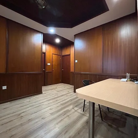 De Wooden Bungalow - Stutong Kuching Exterior photo
