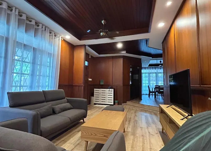 De Wooden Bungalow - Stutong Kuching