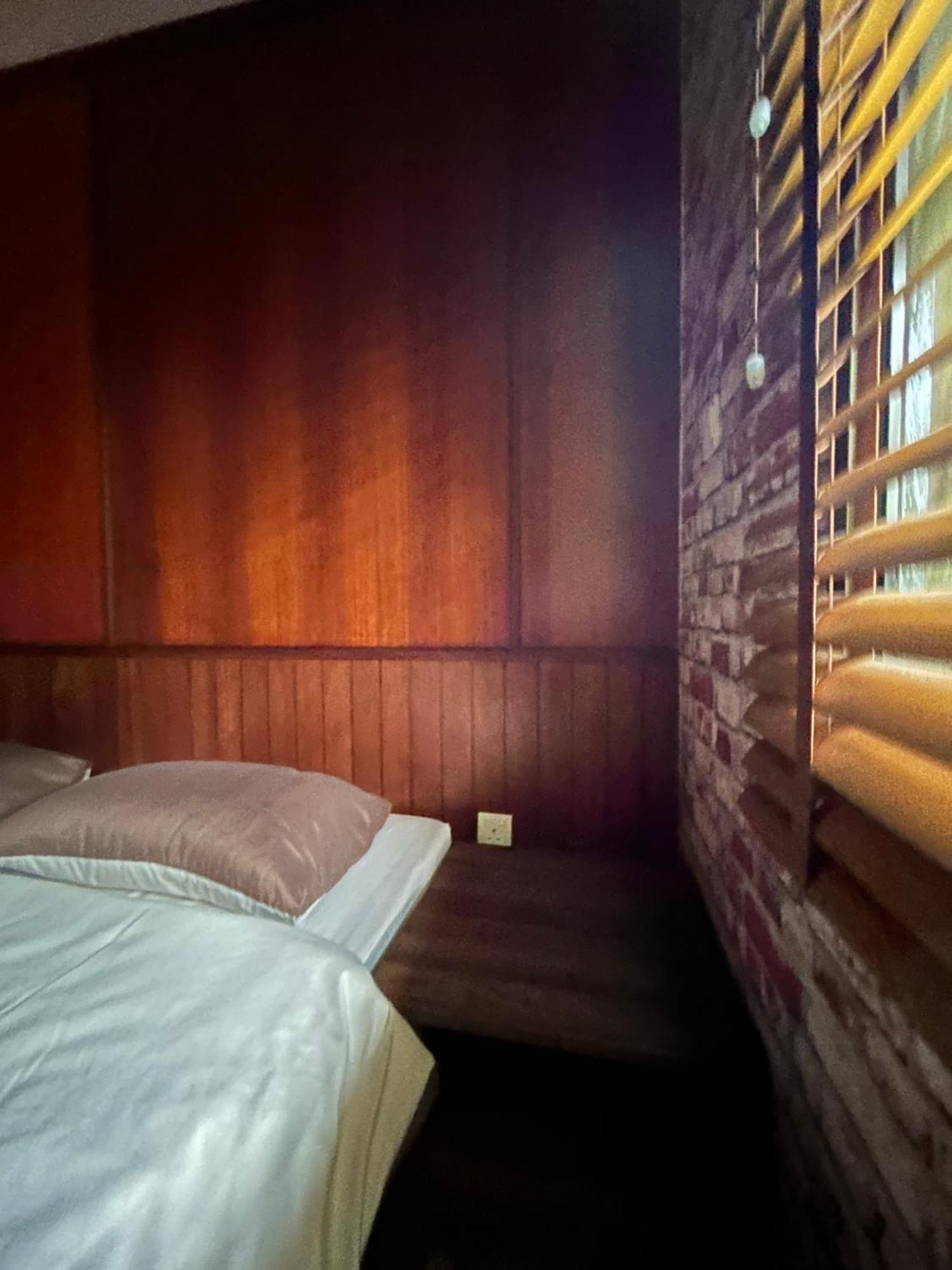 De Wooden - Stutong Villa *