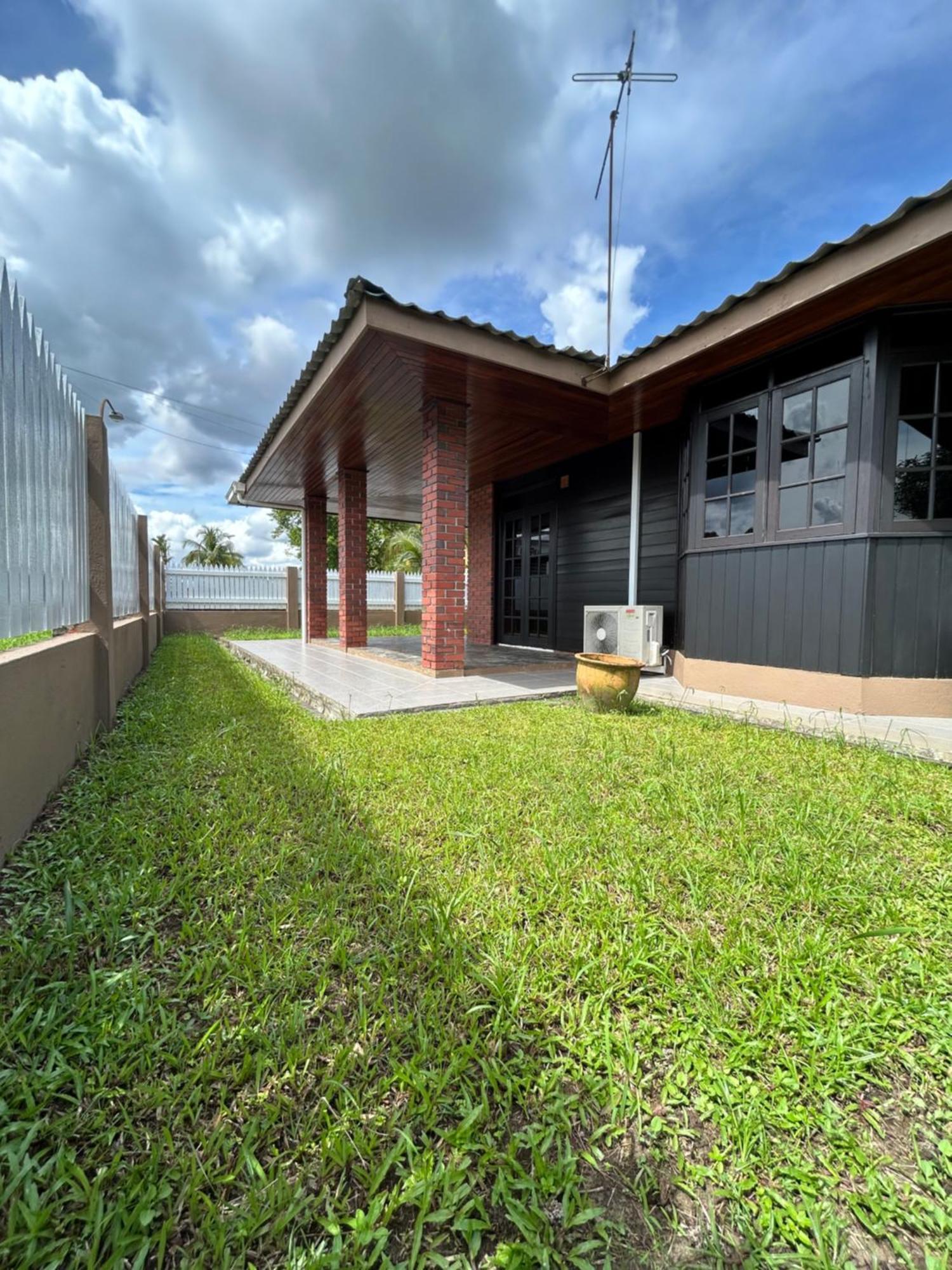 Villa De Wooden - Stutong